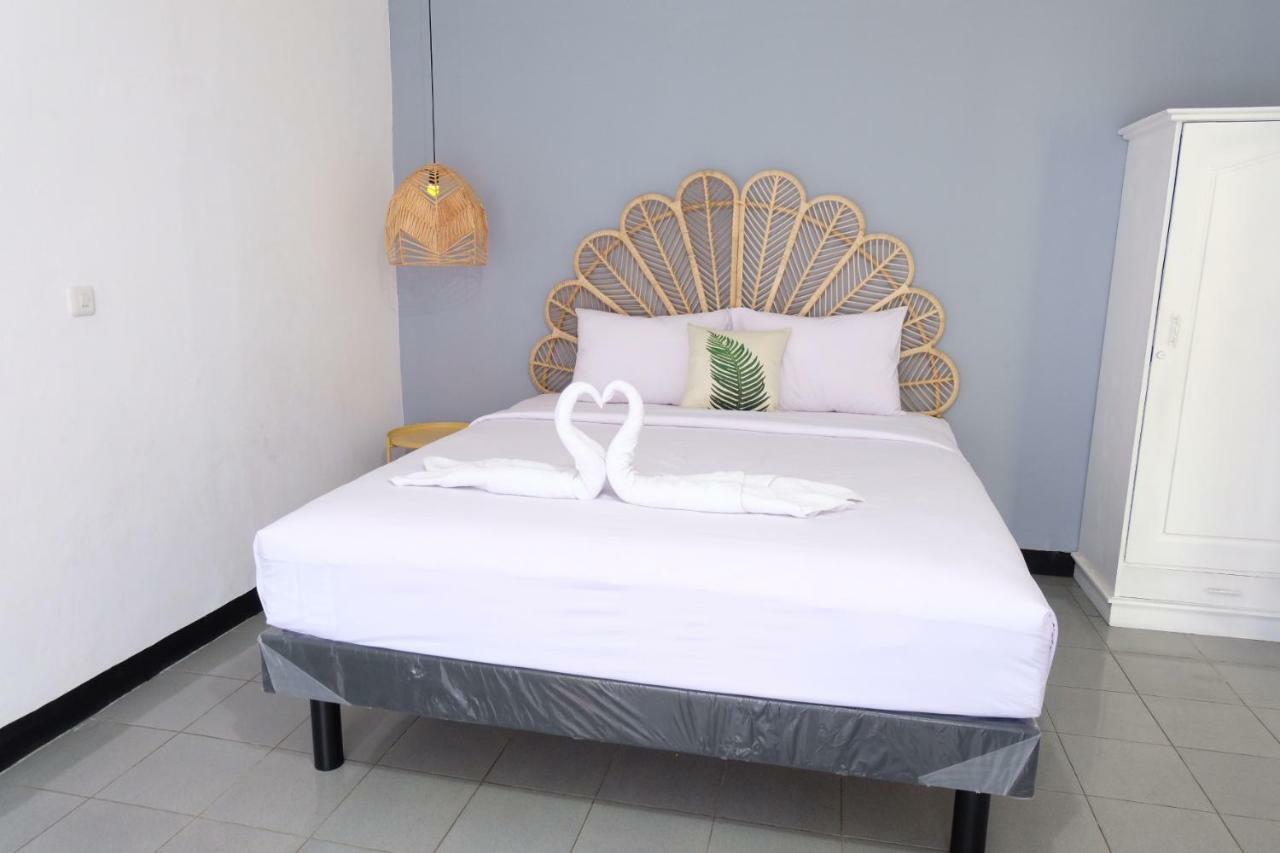 Rarem Bed & Breakfast Bandar Lampung Exteriör bild