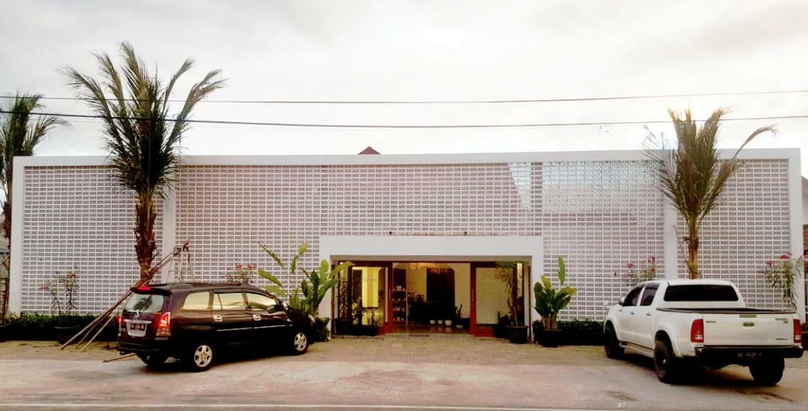 Rarem Bed & Breakfast Bandar Lampung Exteriör bild