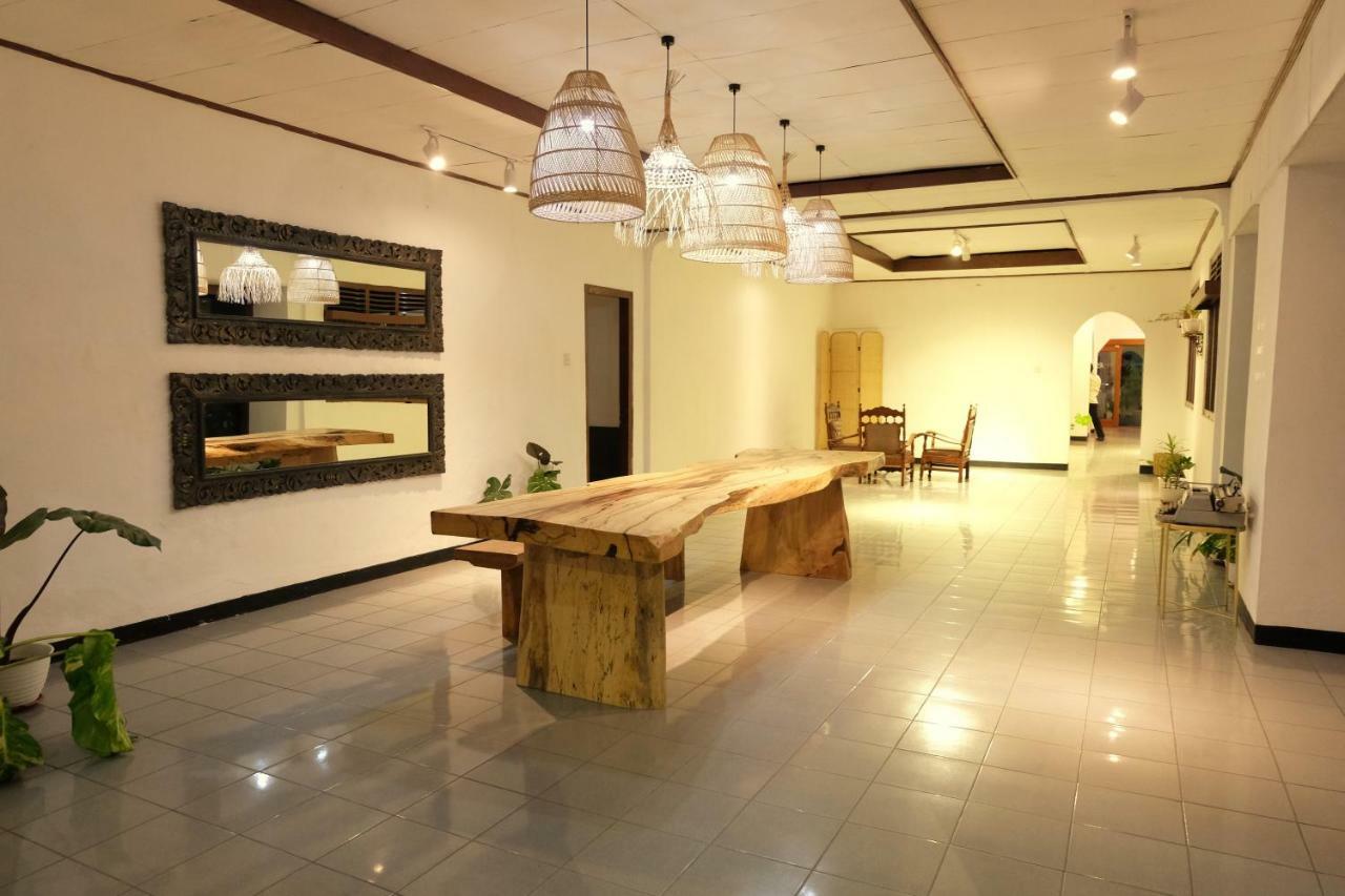 Rarem Bed & Breakfast Bandar Lampung Exteriör bild